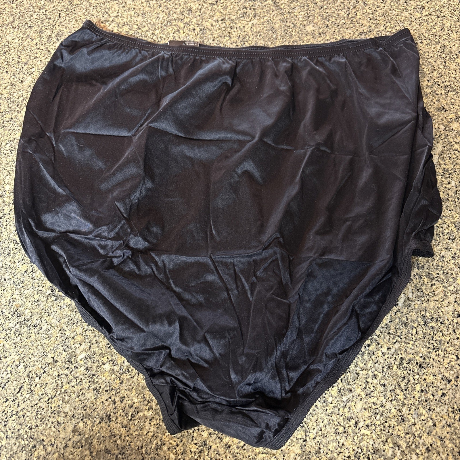 Vanity Fair Black Nylon Perfectly Yours Ravissant Briefs 3 Pair NWT Size 8/XL