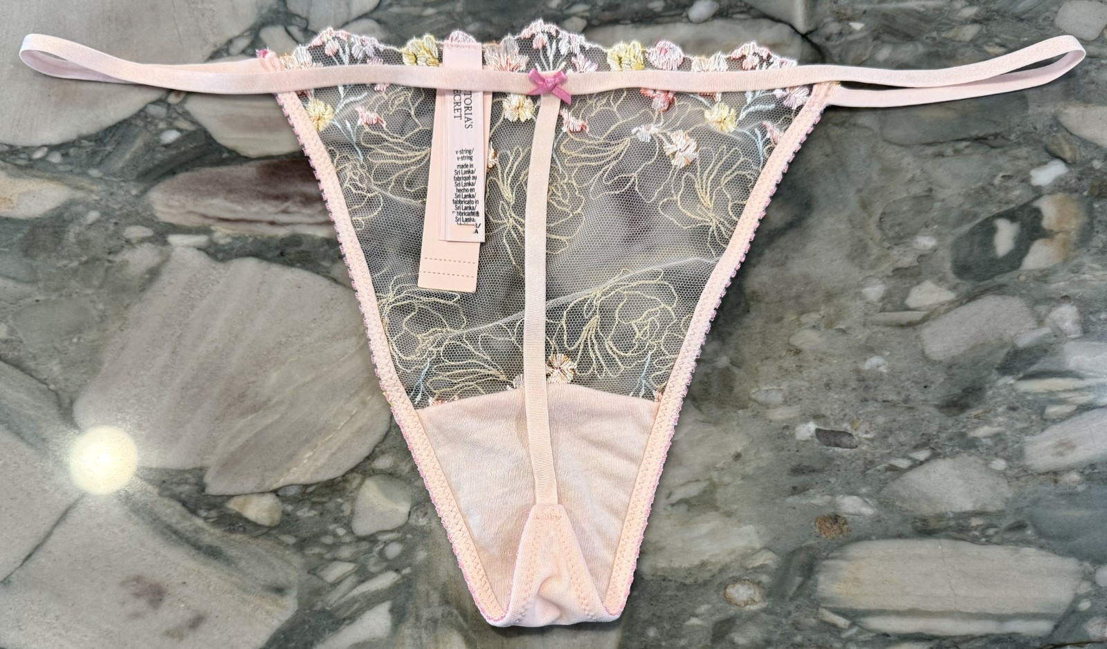 NEW Victoria Secret Dream Angels Floral Bloom Embroidery V-String Pink – XL XXL