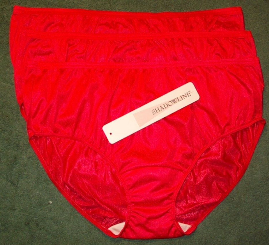 3 Pair Size 10 Red ShadowLine Hipster Covered elastic waist and leg Free Ship
