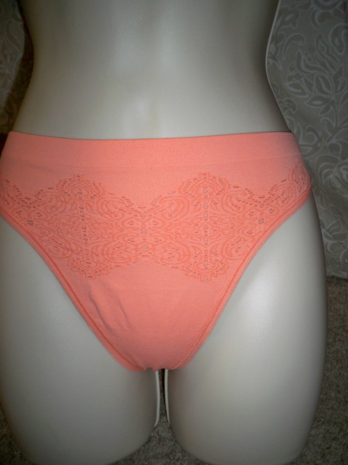 VICTORIAS SECRET THONG MESH LACE DETAIL PEACH ORANGE LARGE NEW