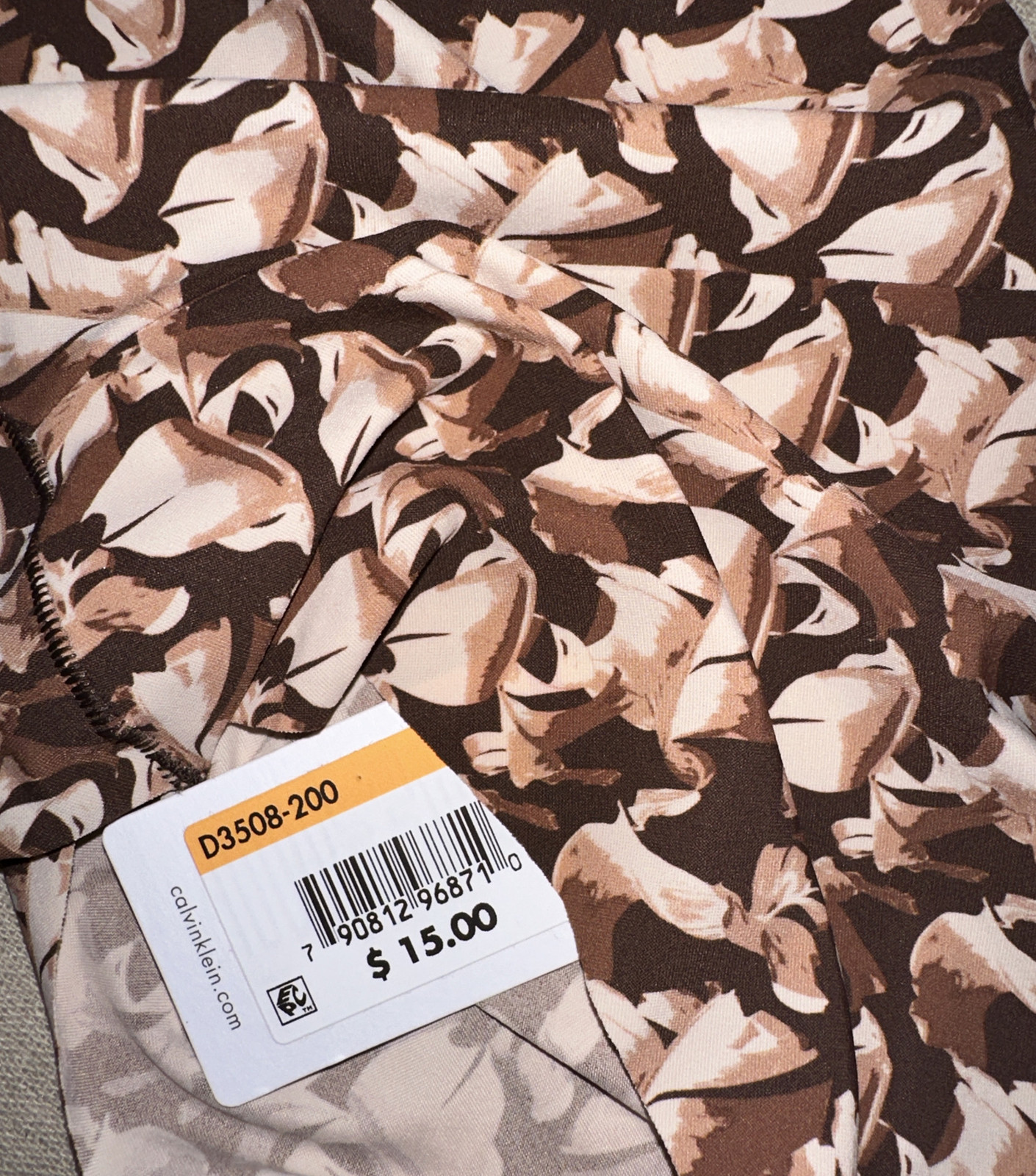 CALVIN KLEIN Invisibles Hipster Panty “Left Behind Umber” Size Medium #D3508 NWT