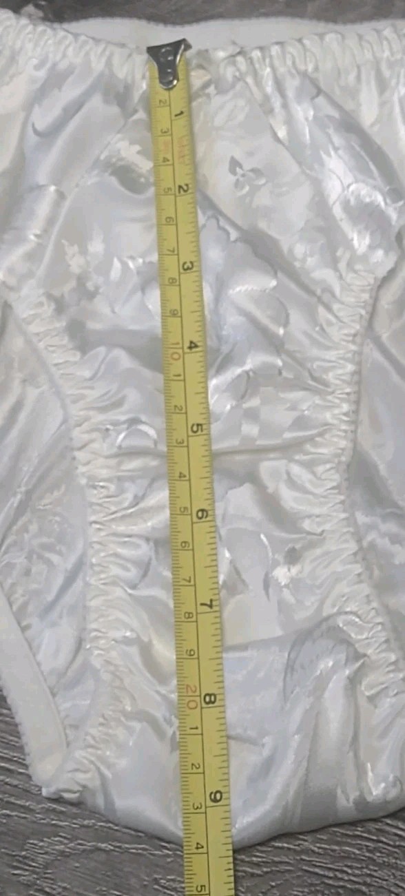 Vtg Satin Flutter Tap Panty Ivory Floral Embossed Classified Size Large