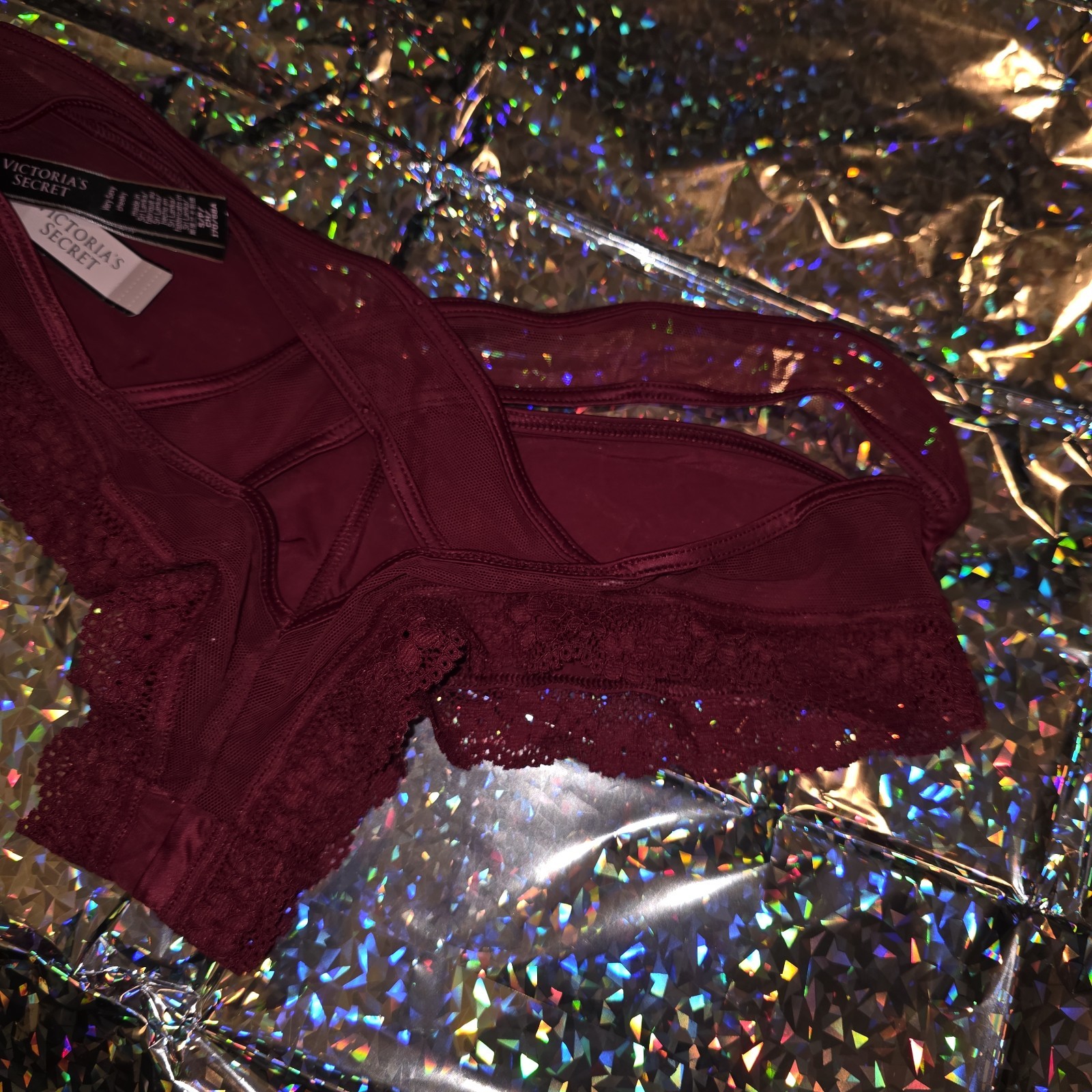 Victoria’s Secret Very Sexy Lace Keyhole Burgundy Cheeky Panty Size Small NWT