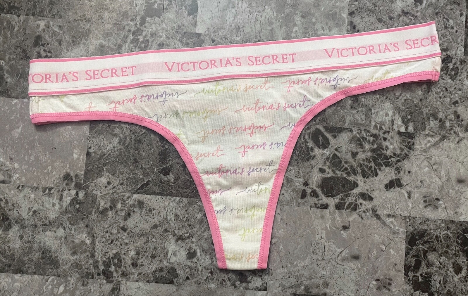 NWOT VICTORIA’S SECRET WHITE PINK GREEN OMBRE THICK LOGO WAISTBAND THONG PANTIES