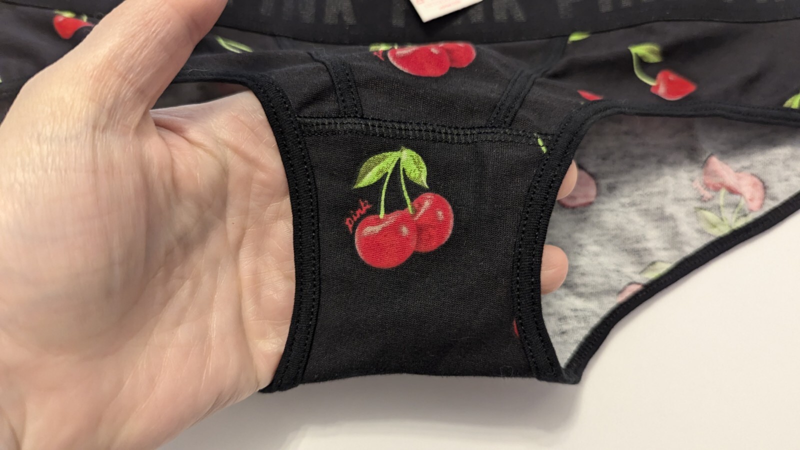 New Victoria’s Secret PINK Cherry Hipster Panties Vintage NWT M 2019 Cheeky 🍒