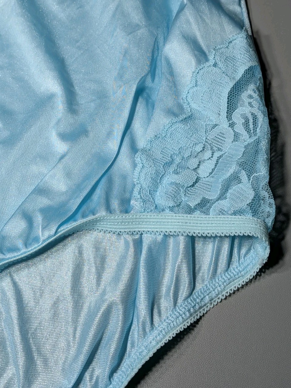 Retro VTG Vanity Fair Granny Panties Blue Satiny Nylon Lace Accent Size 7 Large
