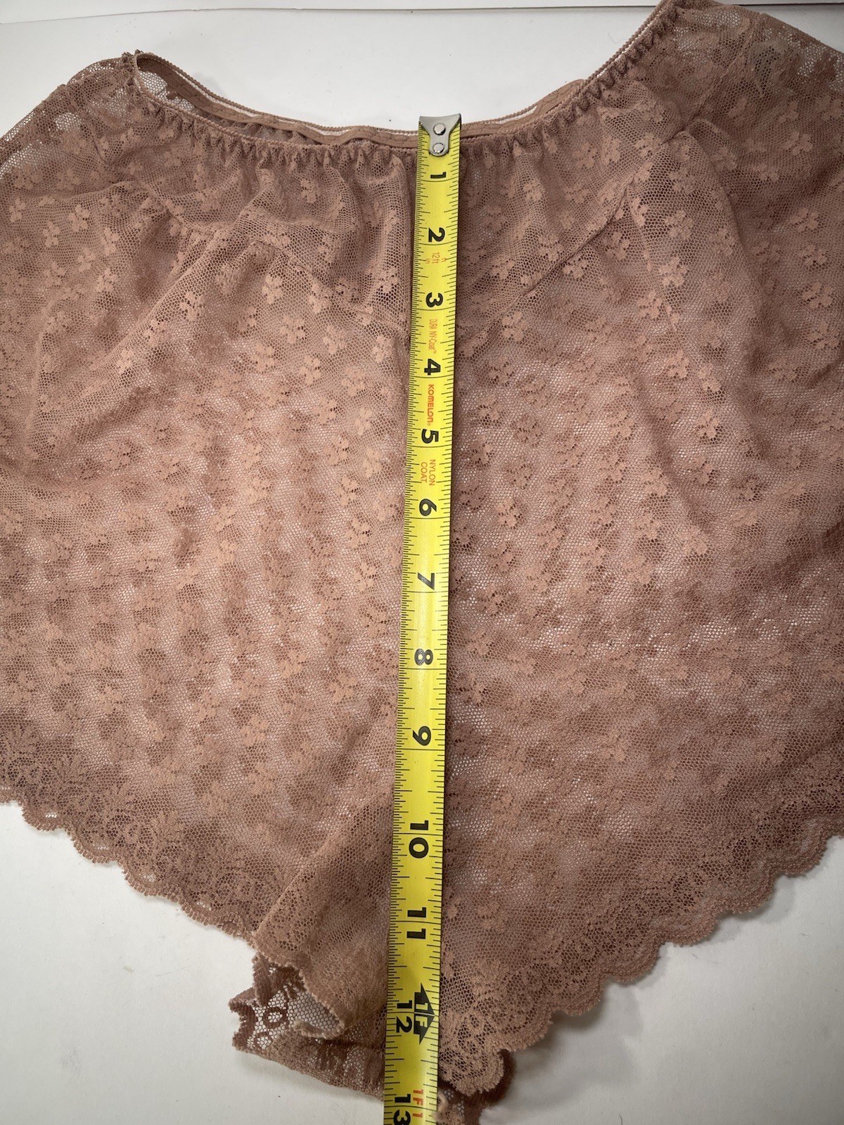 2 vintage diane von furstenberg sheer nylon lace panties nude & white size 7 L