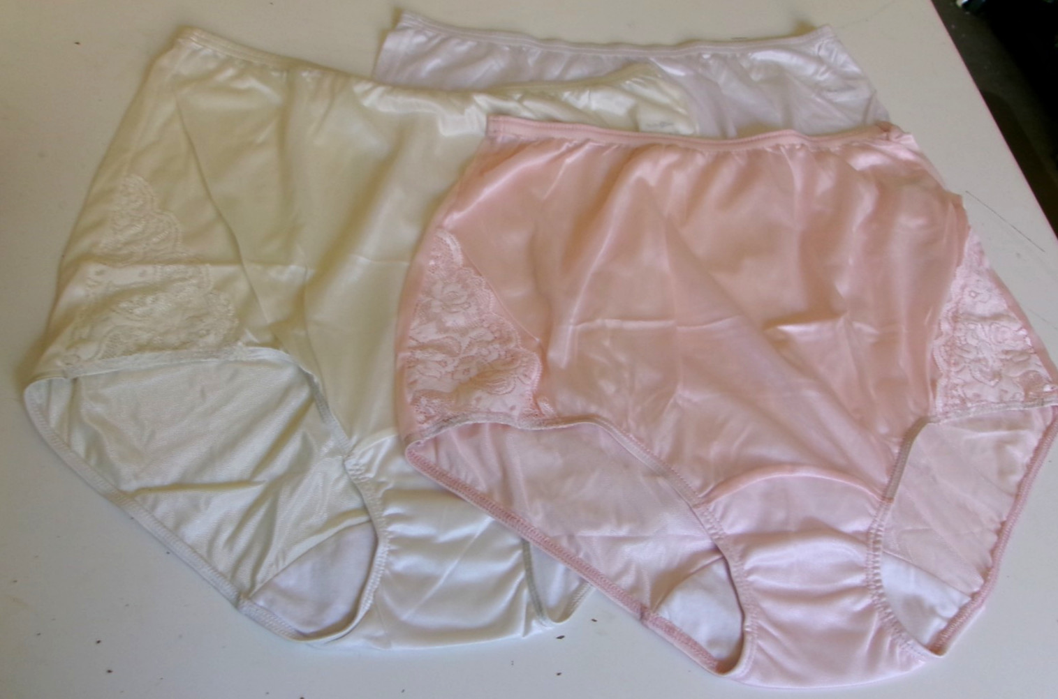 3 Shadowline Nylon Full Briefs side lace Style 17082 Size 8 Blush Ivory White