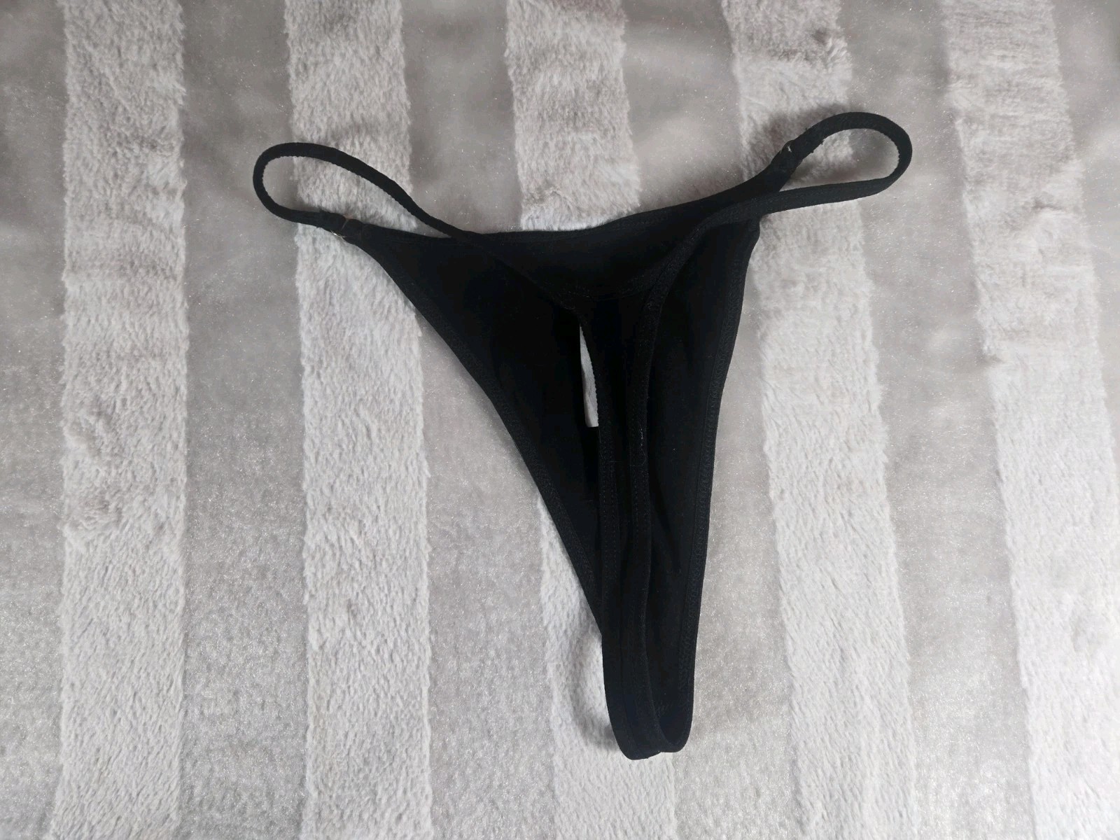Free People Intimately String Knit Black Thong Size XS S *NEW*