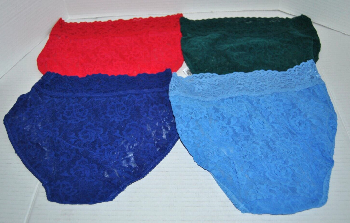 NWOT HANKY PANKY FRENCH BRIEFS SET OF 4 ASSORTED COLORS WOMEN’S SIZE XS