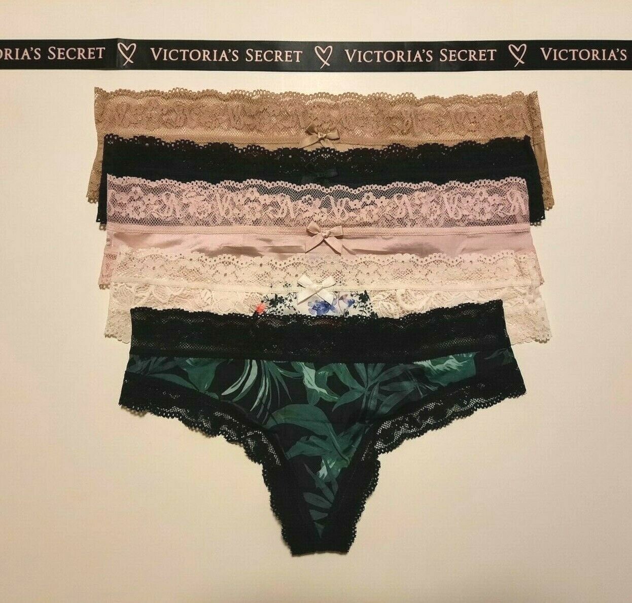Victorias Secret Lace Side THONG Panty Panti Floral SEXY Satin Silk NWT Stretchy