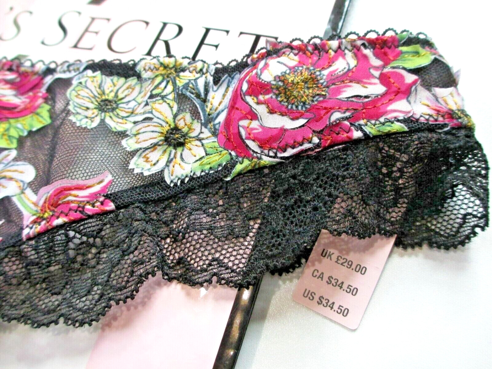 VICTORIA’S SECRET DREAM ANGELS Thong Panty S Black NWT Floral VS Lace