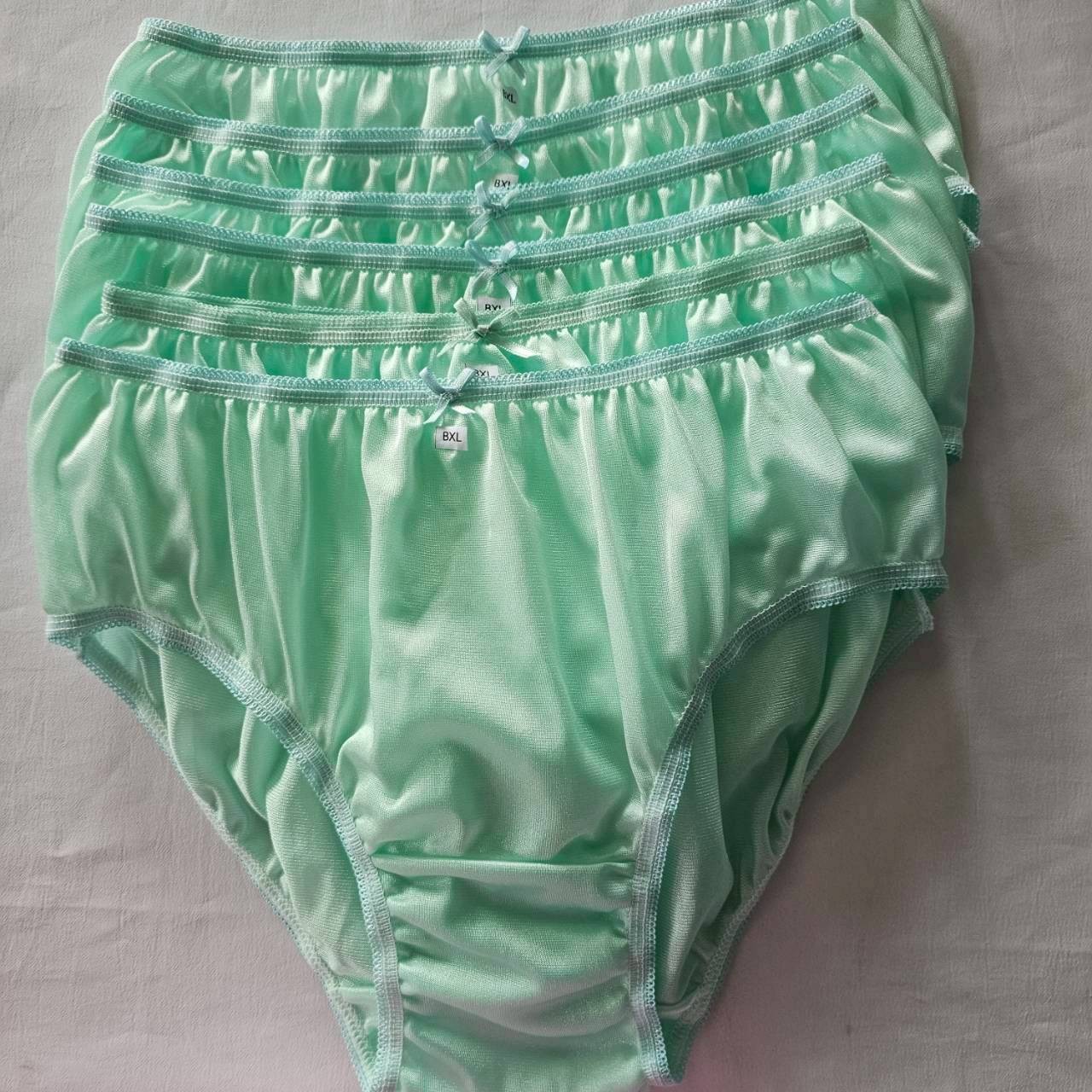 6 Bikini Underwear Woman Mans Nylon Panties Light Soft Silky Hip 38″-42″XL/Green