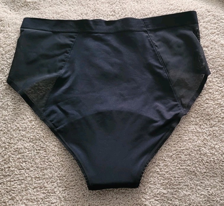 Saalt Leakproof French Cut High Waist Black Panty Regular Absorbency Sz Medium