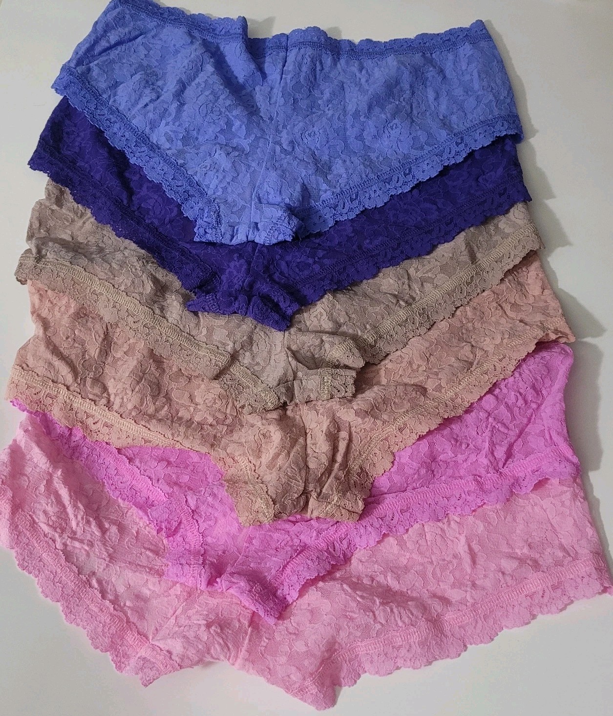 HANKY PANKY SIGNATURE LACE BOYSHORTS PANTIES SET OF 6 ASSORTED COLORS SIZE L