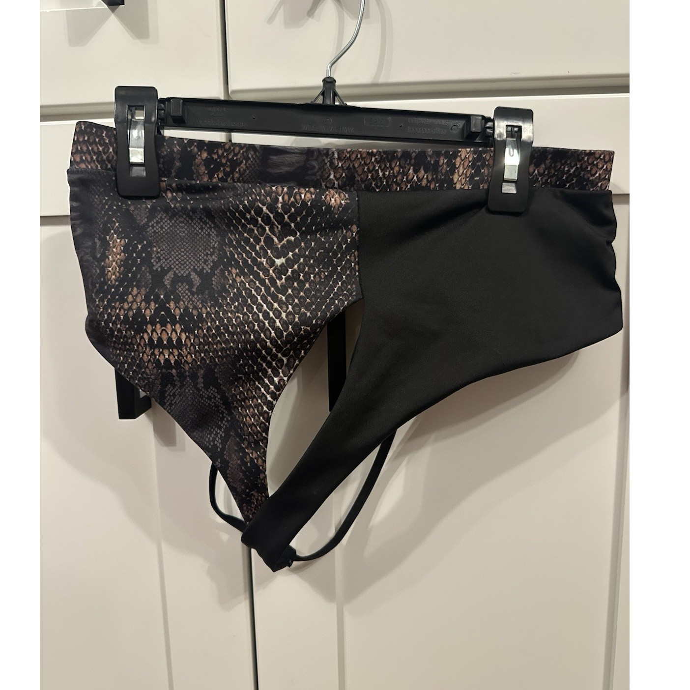 Women’s Animal Print Thong/String Panties Black Brown Size M
