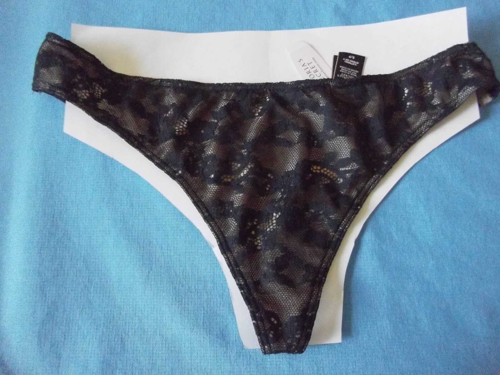 NWT VICTORIA’S SECRET V-String Thongs Black Lace 3-String PANTIES S/P