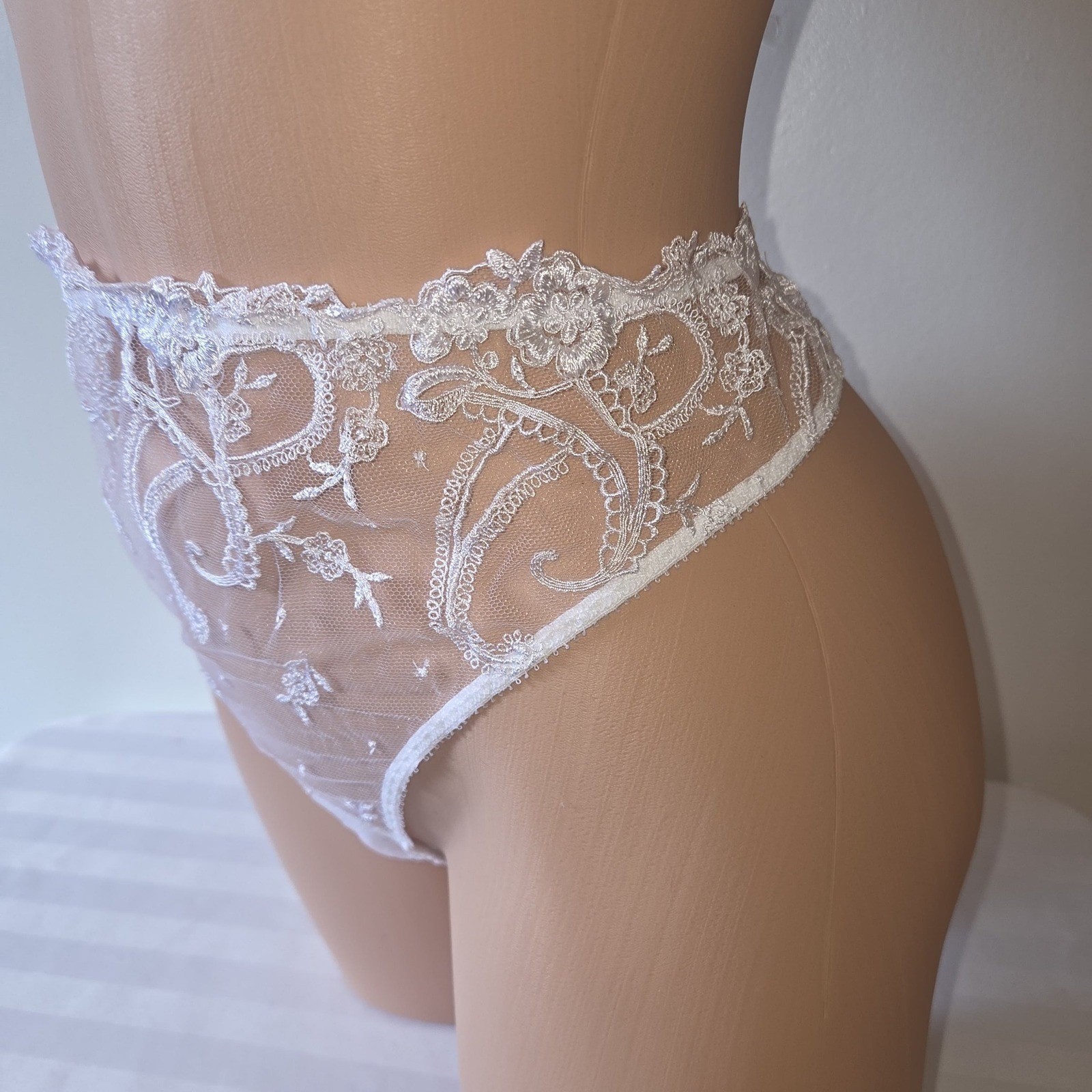 Cosabella Sanika White Embroidered Lace Mesh Thong Panty XL