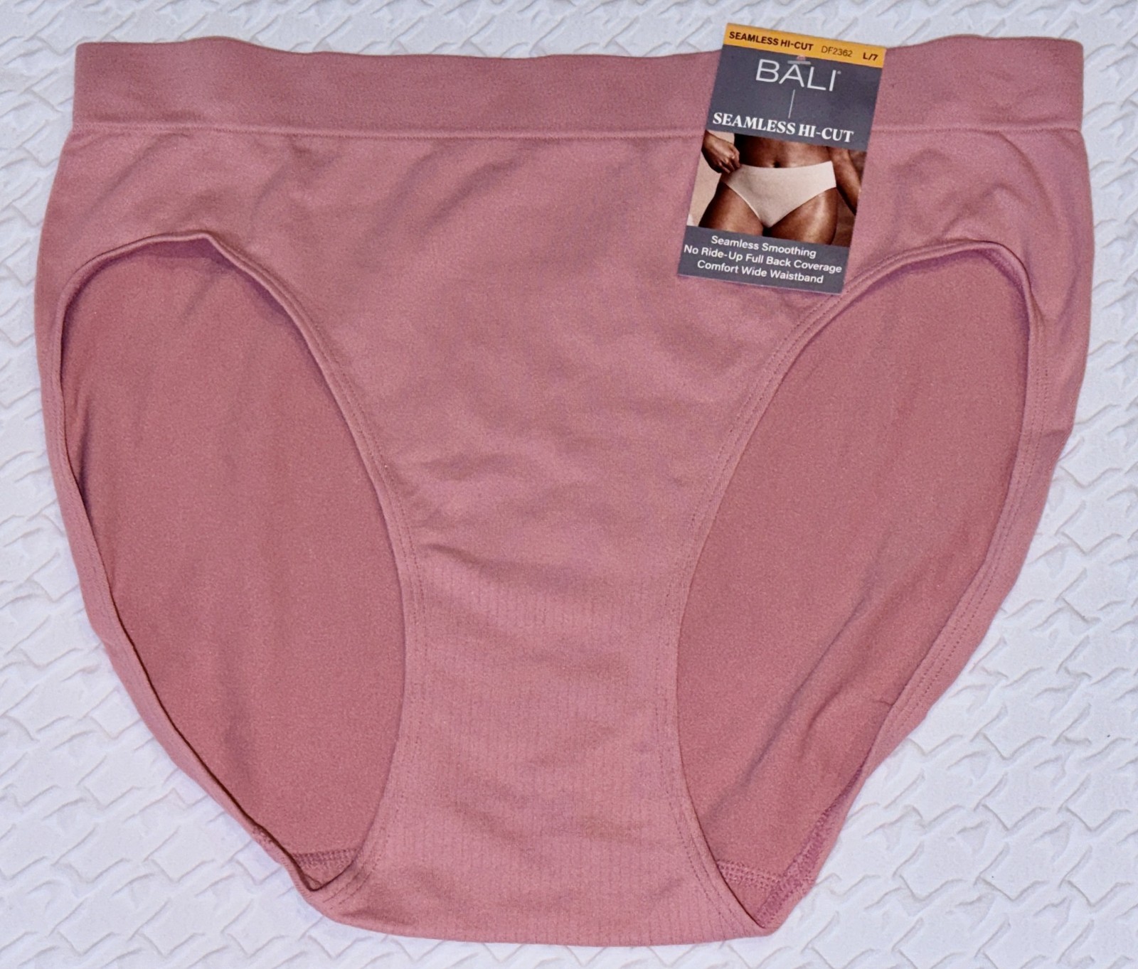 BALI One Smooth U Seamless All Around Smoothing Pink Hi Cut Panty Womens Sz M L