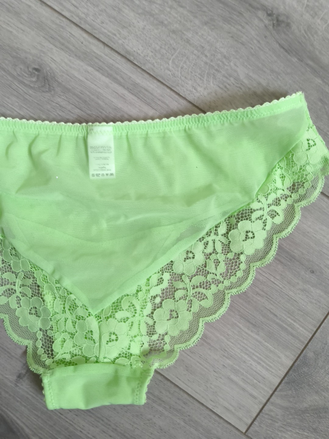BNWOT Sainsburys TU Bright Green Lace Trim Briefs Size 12