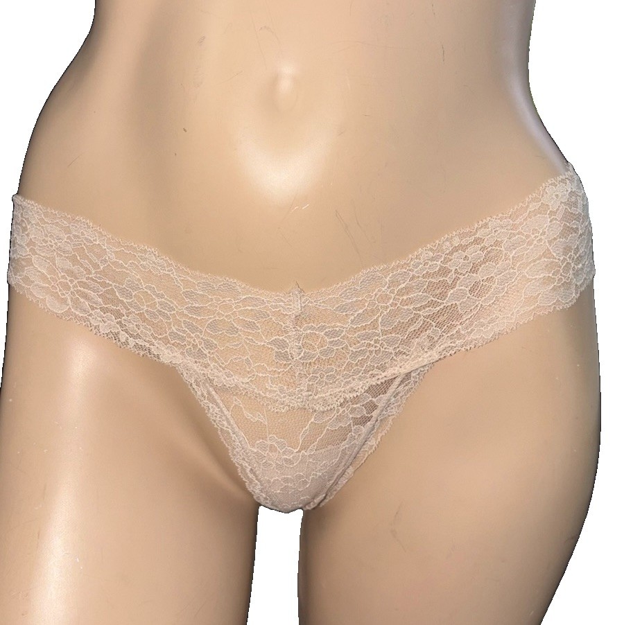 Victoria’s Secret Pink Panty Lace Thong XSmall Nude Nwt
