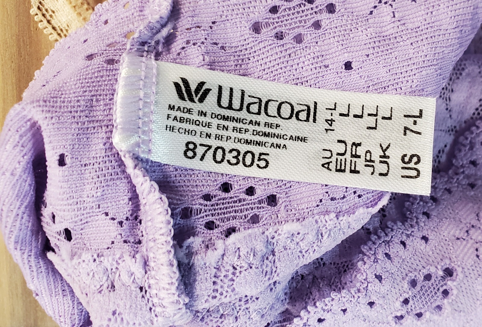 Lot of 3 Women’s Nylon/Spandex Hi-Cut Panties 2 Vanity Fair & 1 Wacoal Large