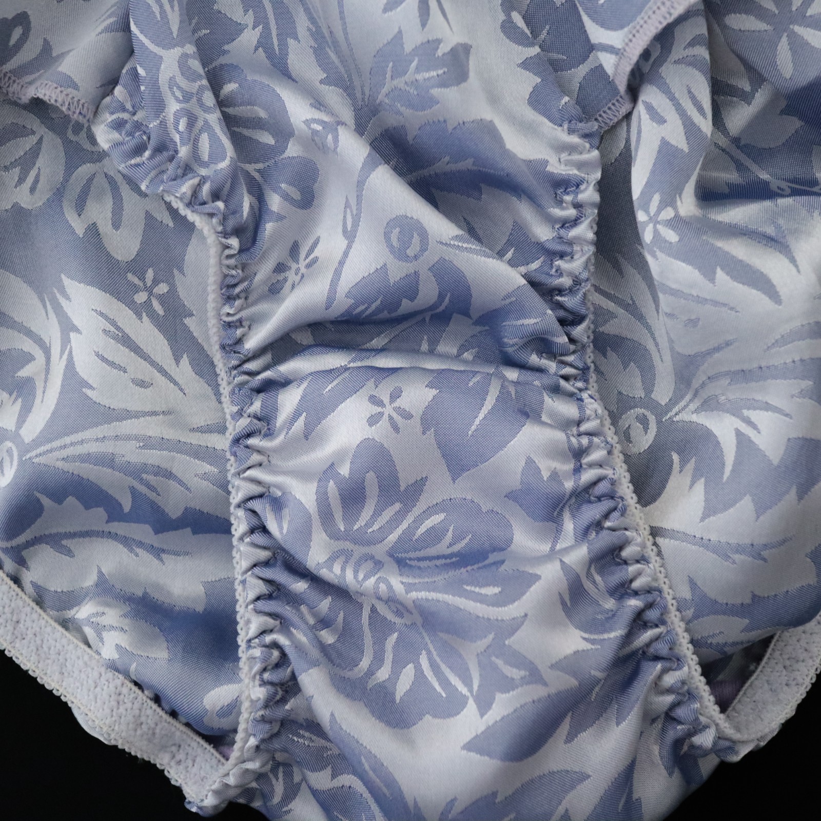 NEW Unbranded TRUE VTG 90s Flutter Ruffle Polyester Satin Bikini Panty LARGE