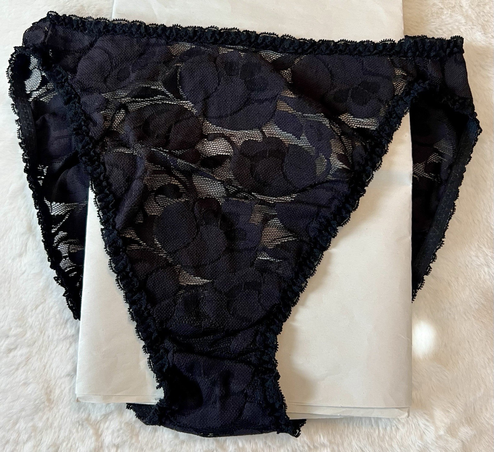 NWOT womens black lace french cut (high cut) bikini panties: size L: floral lace