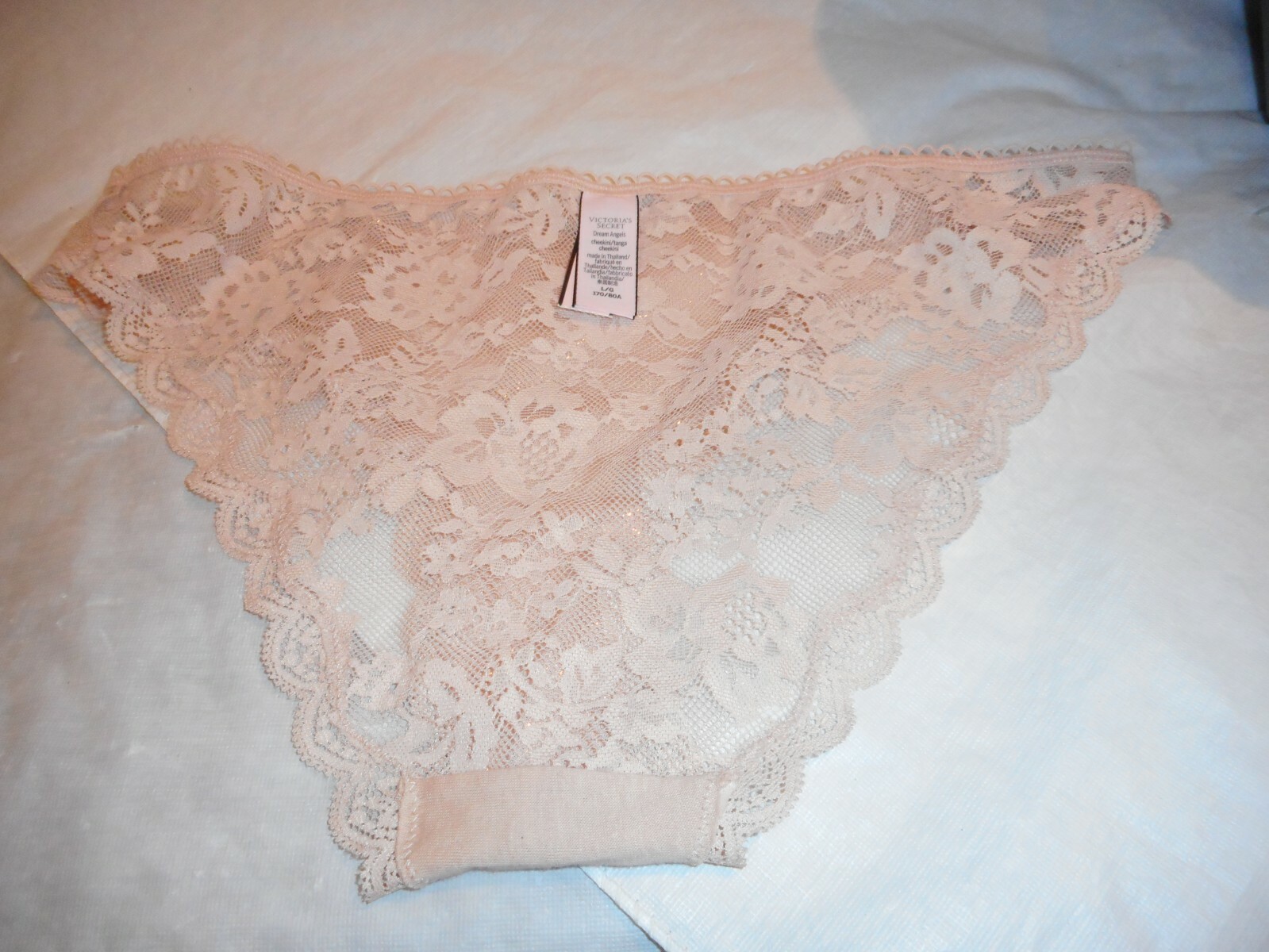 Victoria’s Secret Dream Angels Cheekini & Thong/String Panty