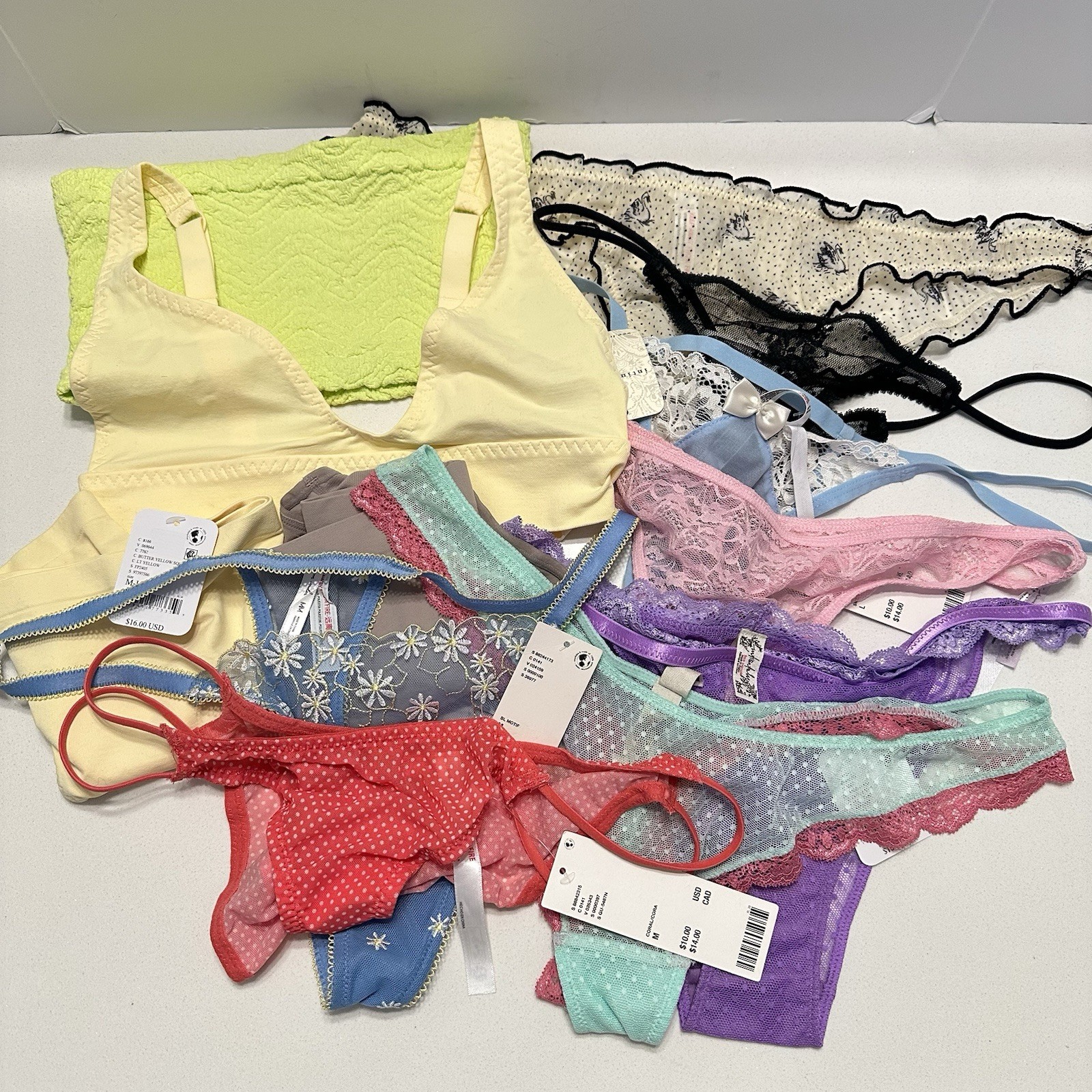 Lot /bundle Of UO And Free People Thongs, Undies, Bralettes 12 Pieces NWT NWOT