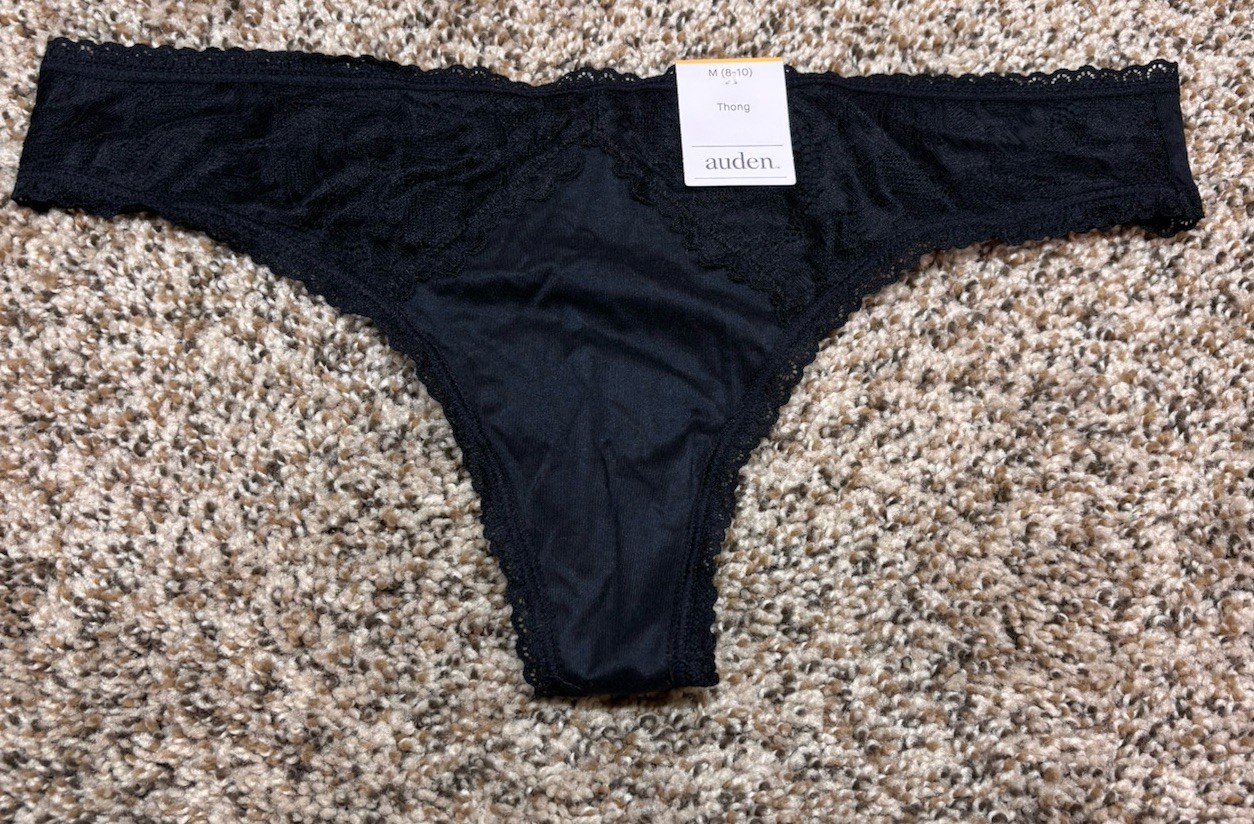 Auden Black Thong. Size: M (8-10).