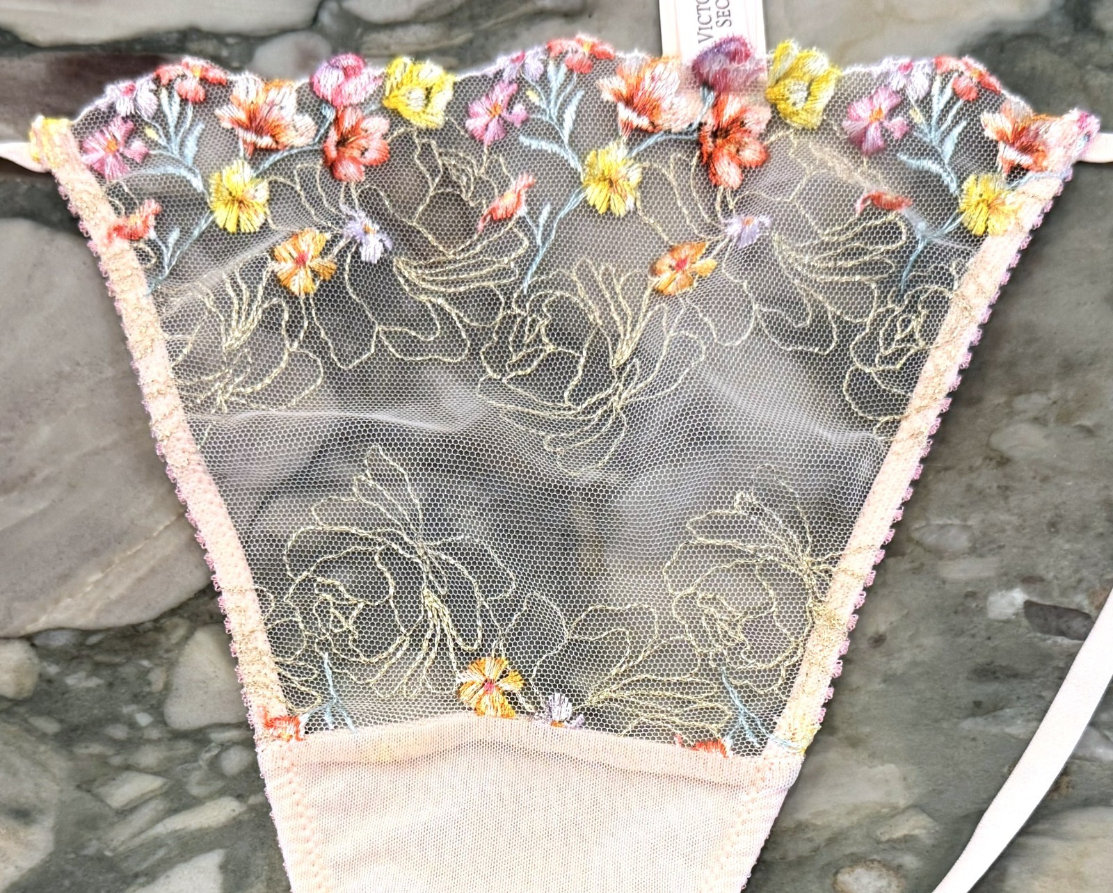 NEW Victoria Secret Dream Angels Floral Bloom Embroidery V-String Pink – XL XXL