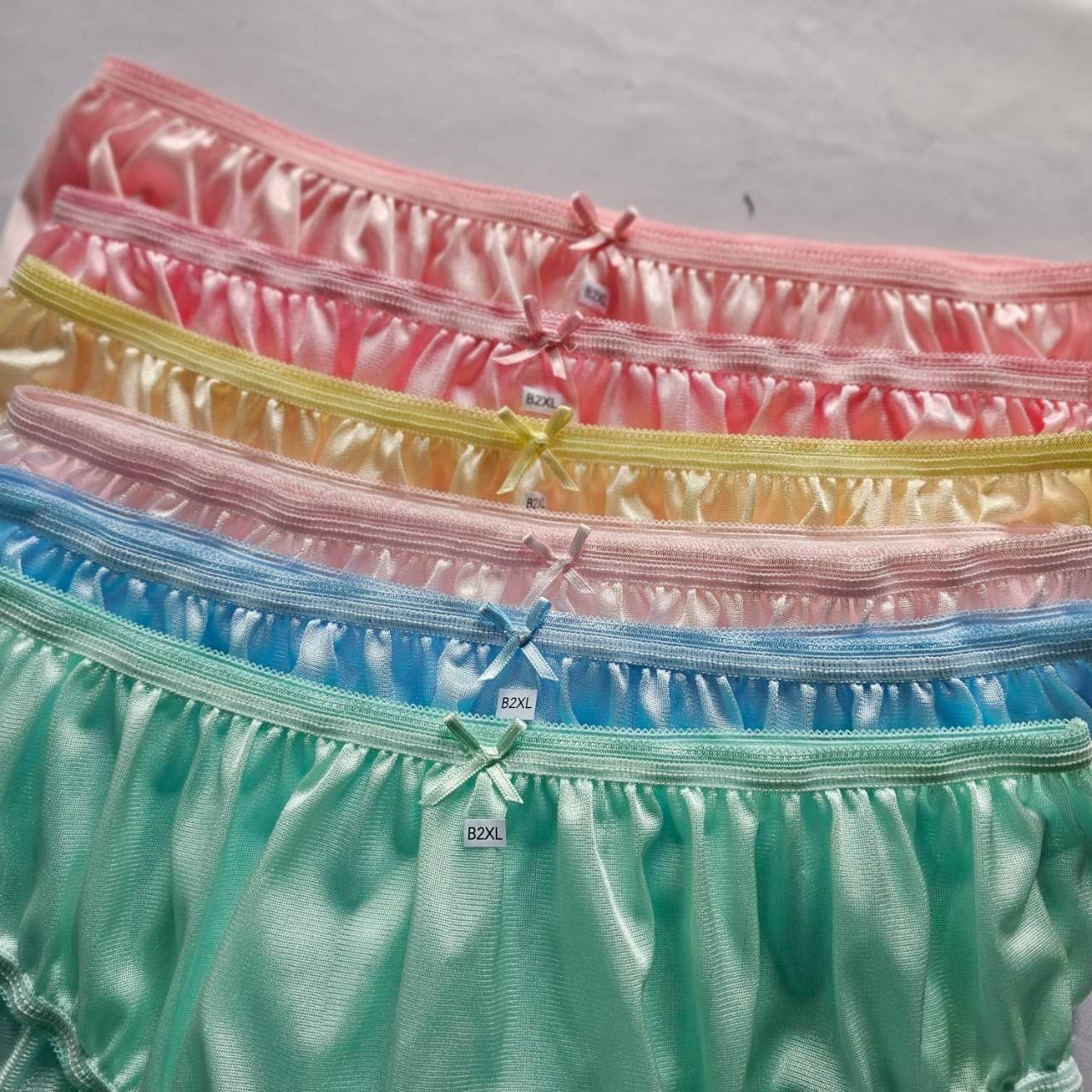 6 Plus Bikini Underwear Nylon Woman Panties Soft Smooth Briefs Mid-Waist/Mix/2XL