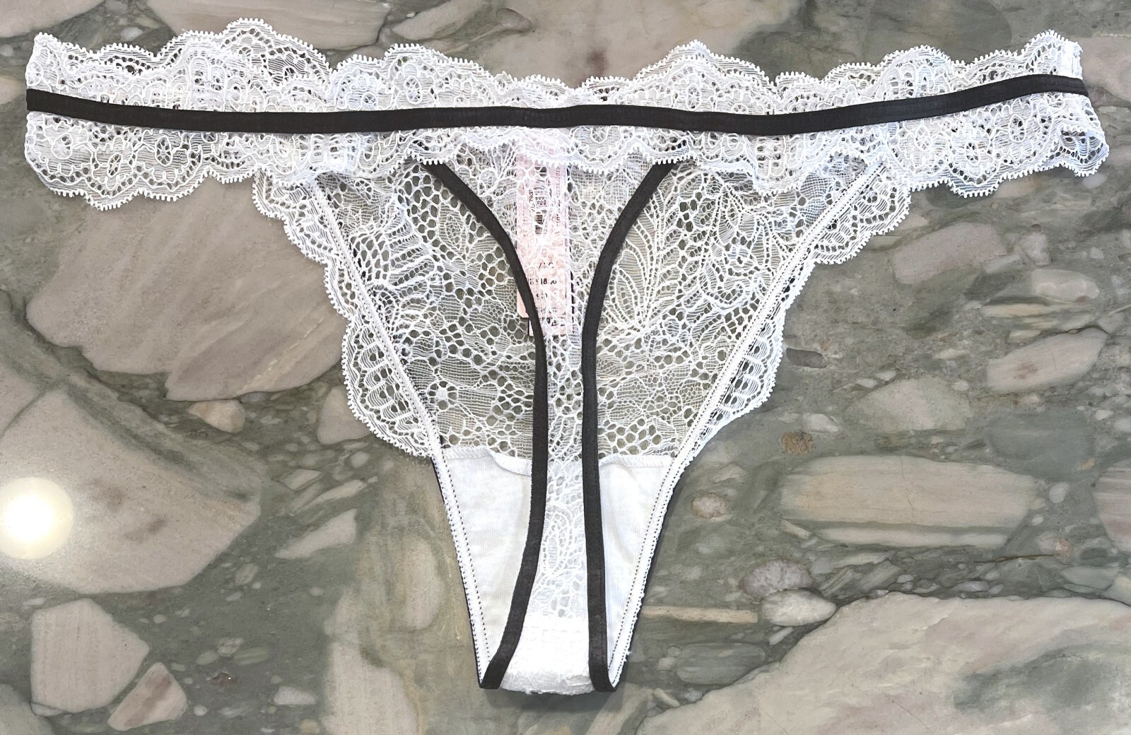 NEW Victoria Secret Dream Angels Lace & Velvet Trim Thong Coconut White Black XL