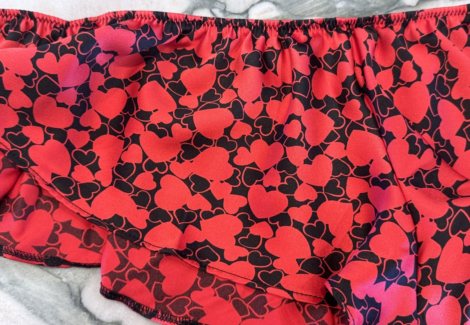 NEW Victoria Secret Very Sexy Satin Flutter Cheeky Shortie Red Hearts XL or XXL