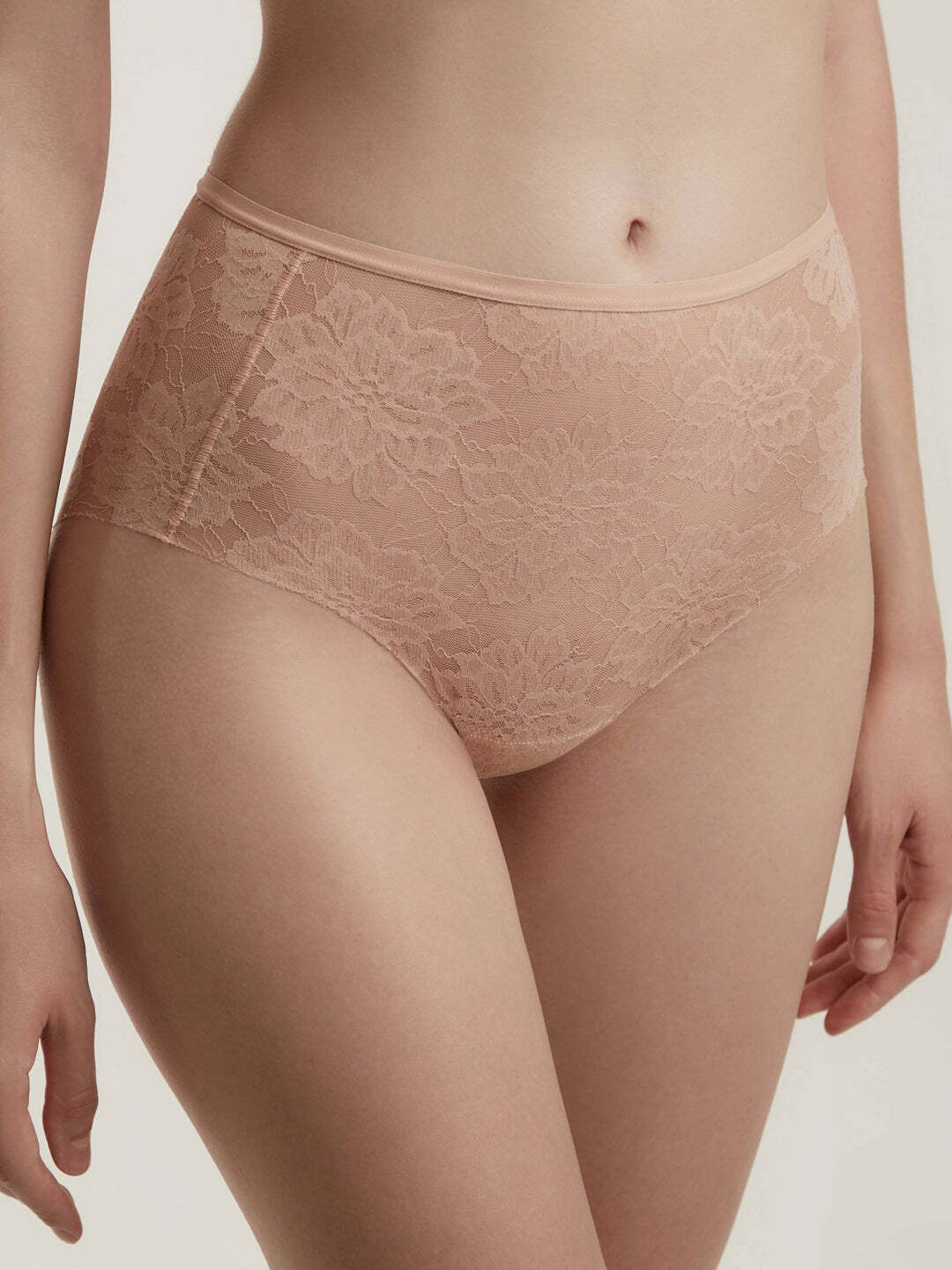Panties Conte Eva RP2052 – Seamless High-Waisted