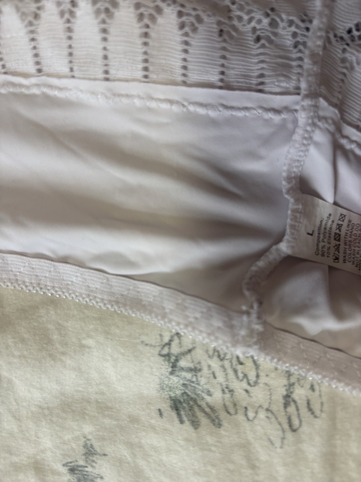 White Floral Lace Mini Stretchy Boyshort Shorts Panties With Small Bow Detail L