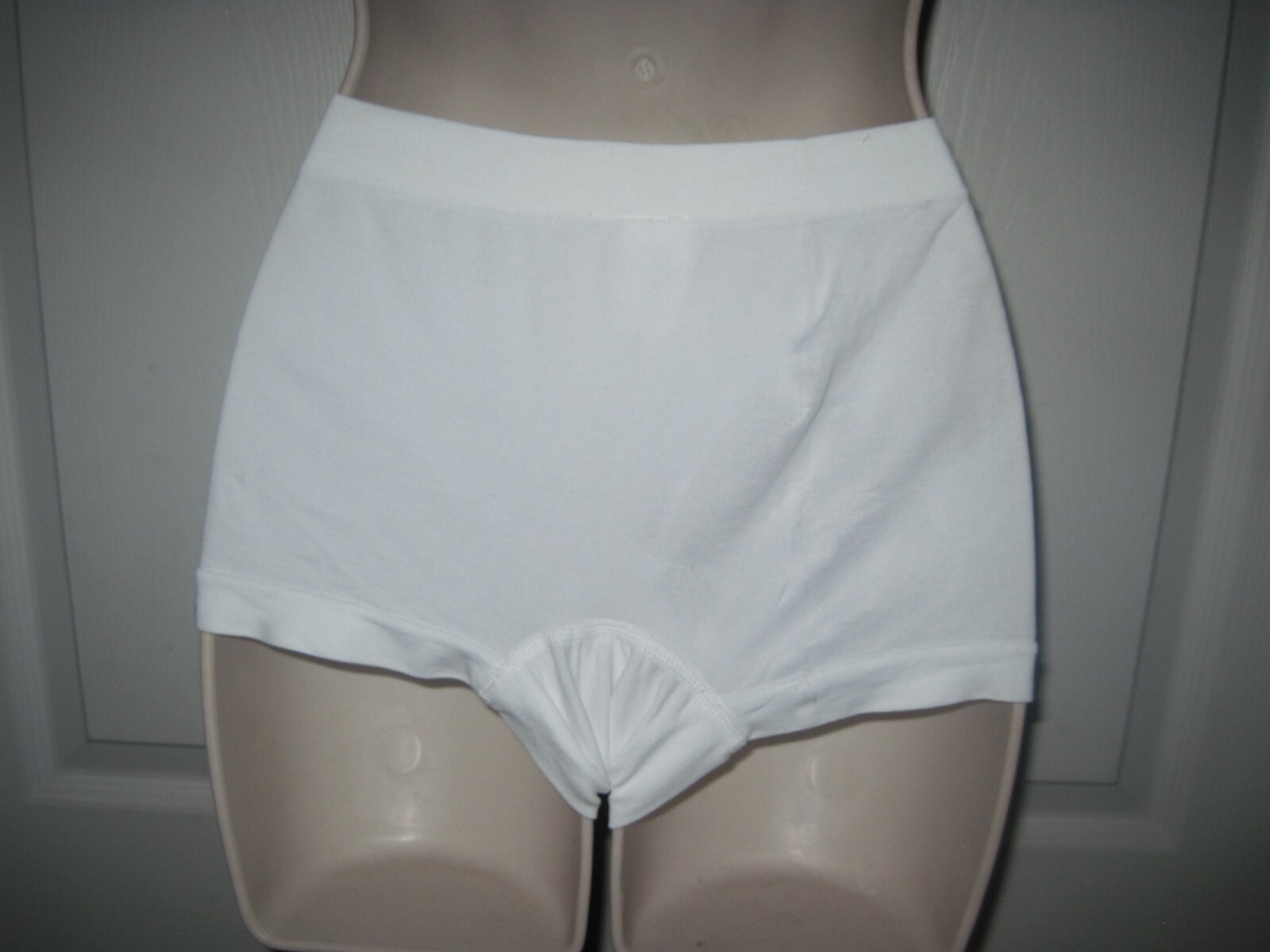 Women’s Brief Style Panties White Comfortable Lightweight Stretch Fabric Medium