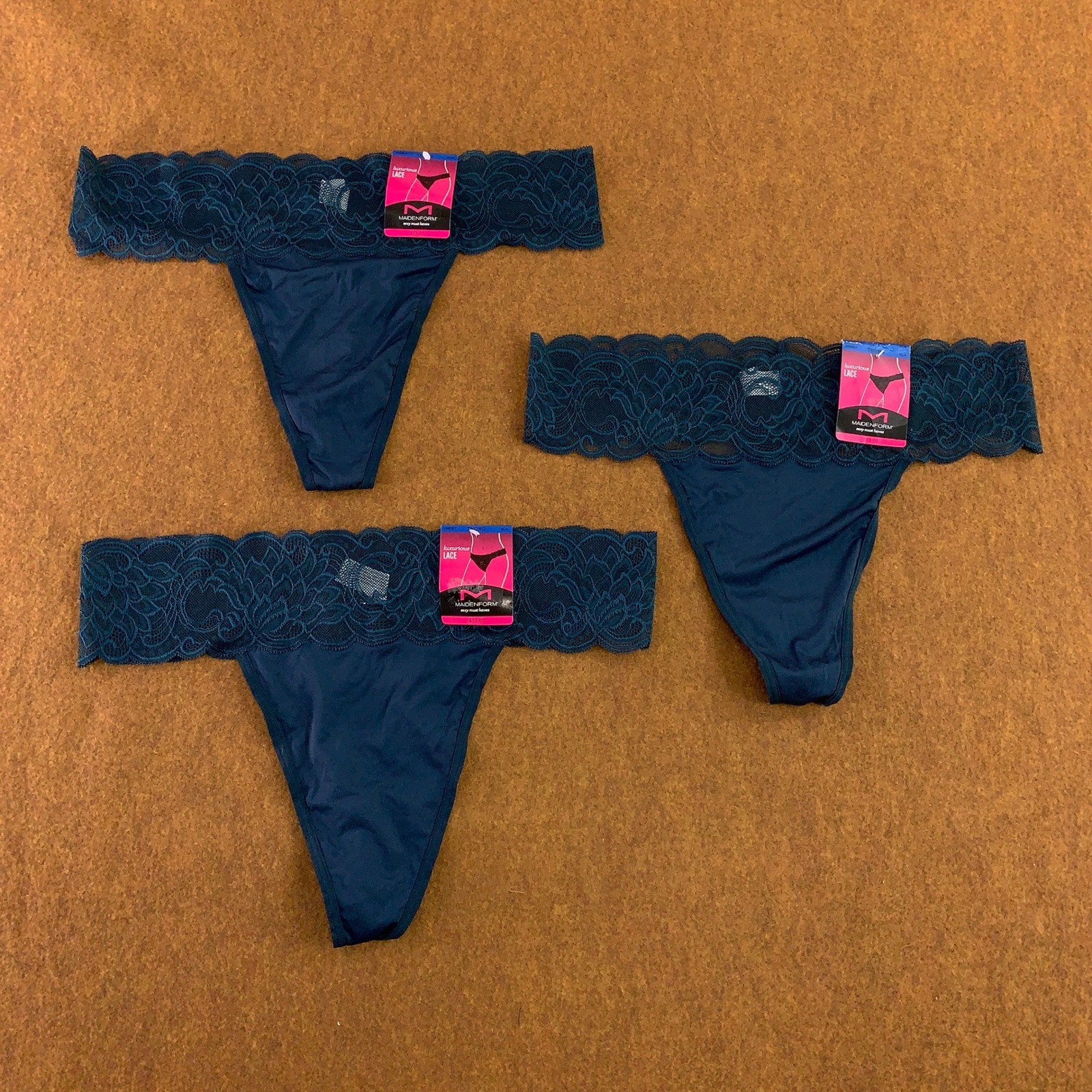Maidenform Womens Size XL Teal Blue Luxurious Lace Thong Panty 3 Pack NWT
