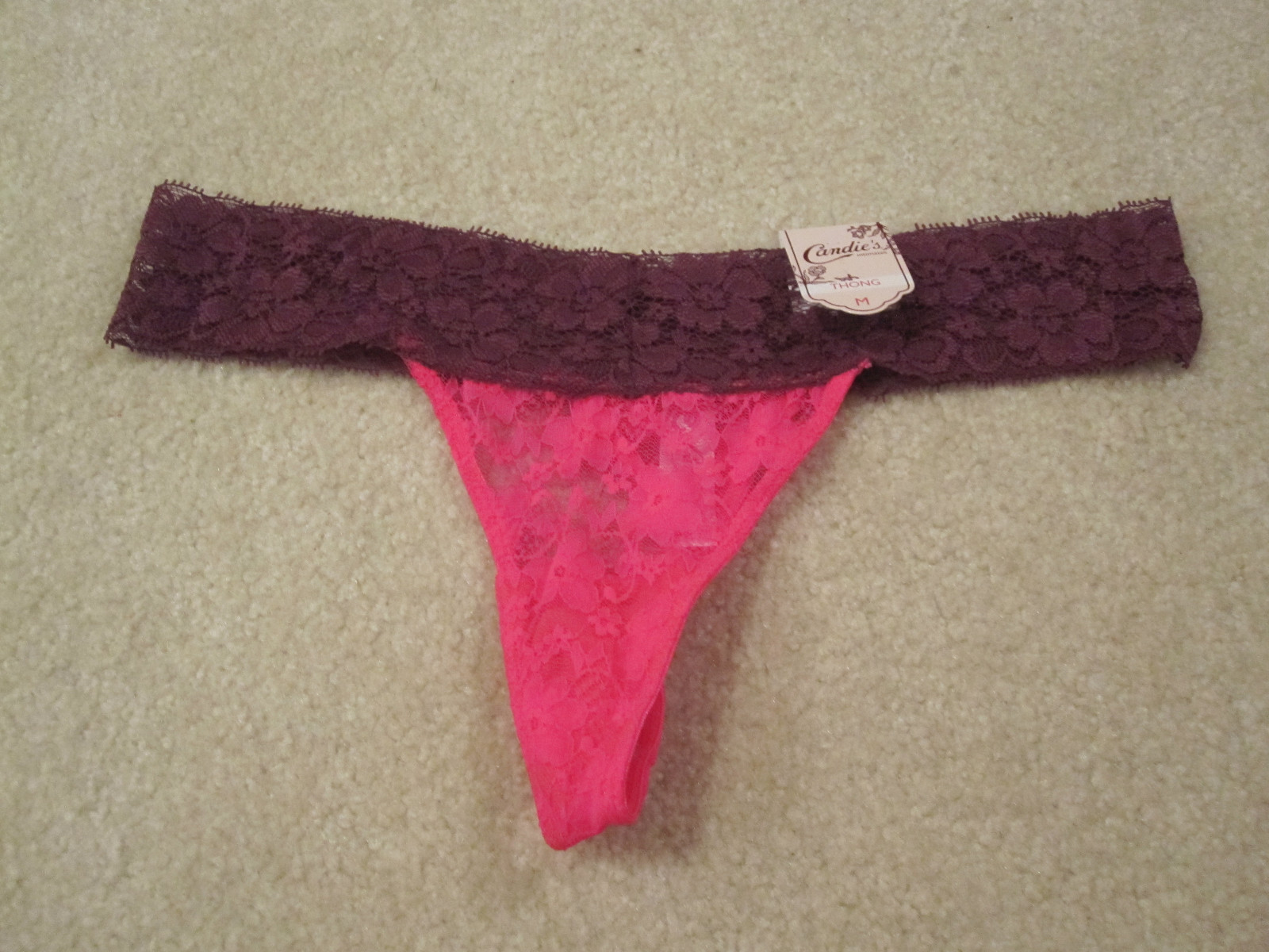 Candies lace thong ladies panties size 6 M new with tags pink