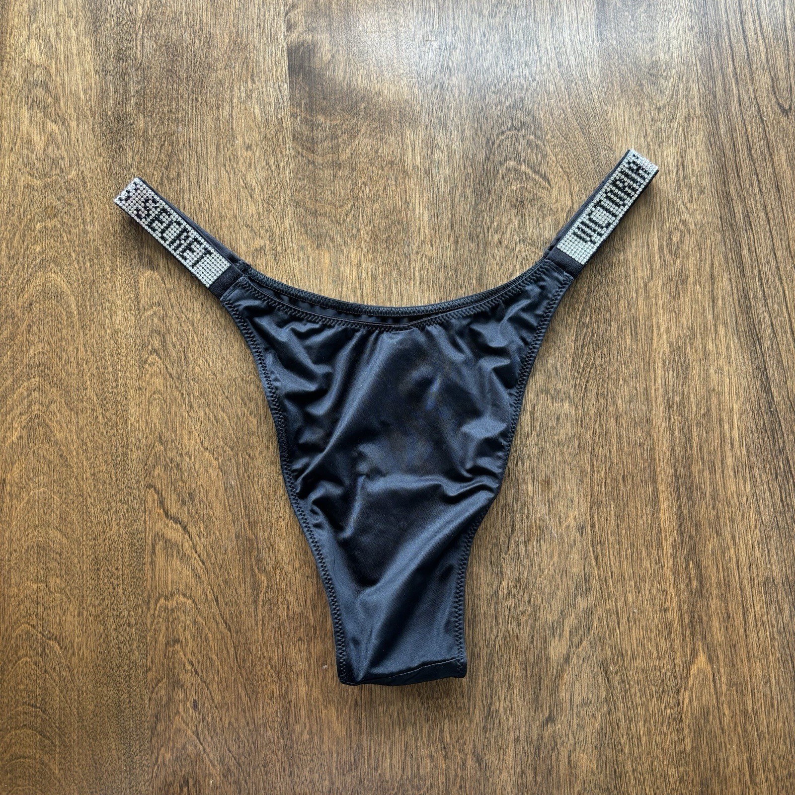 Victoria’s Secret Very Sexy Brazilian Rhinestone Embossed Side Black Large NWT
