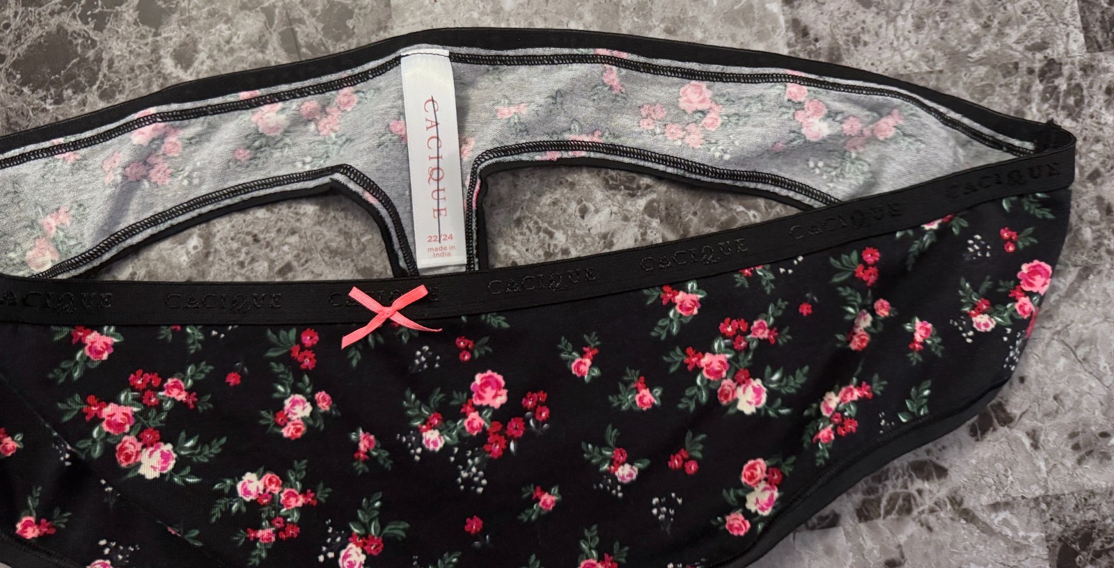 NWOT CACIQUE LANE BRYANT 22/24 BLACK PINK RED ROSE FLORAL LOGO THONG PANTIES