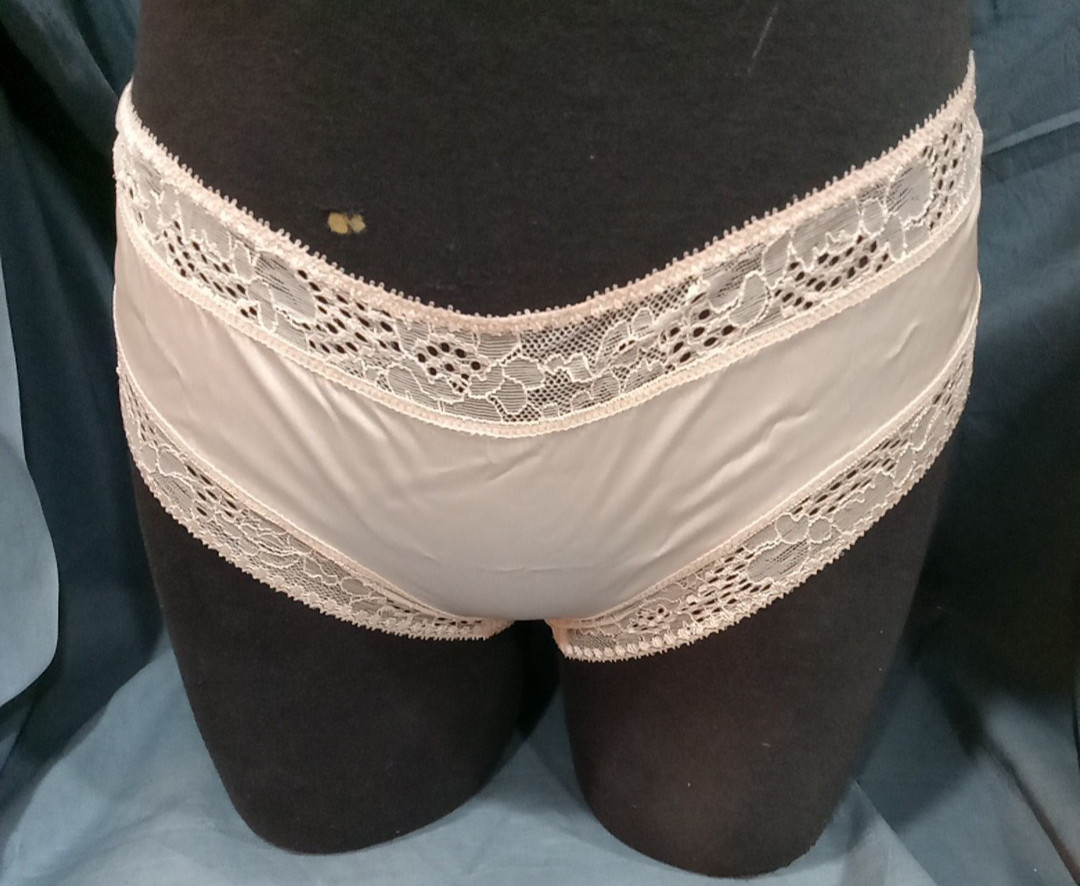 Eres Osier Tanga Briefs Size FR:40 US:8-New With Tags.
