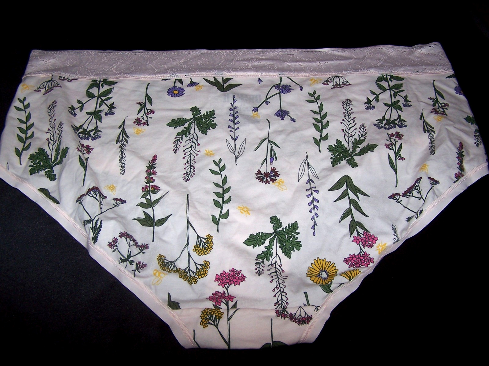 Duluth Trading Pale Pink & Multi Floral Organic Cotton Panties – Size XL