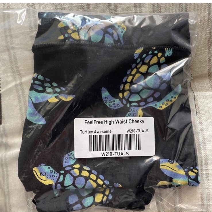 New MeUndies FeelFree High Waist Cheeky Panties Turtle Print Black S MicroModal