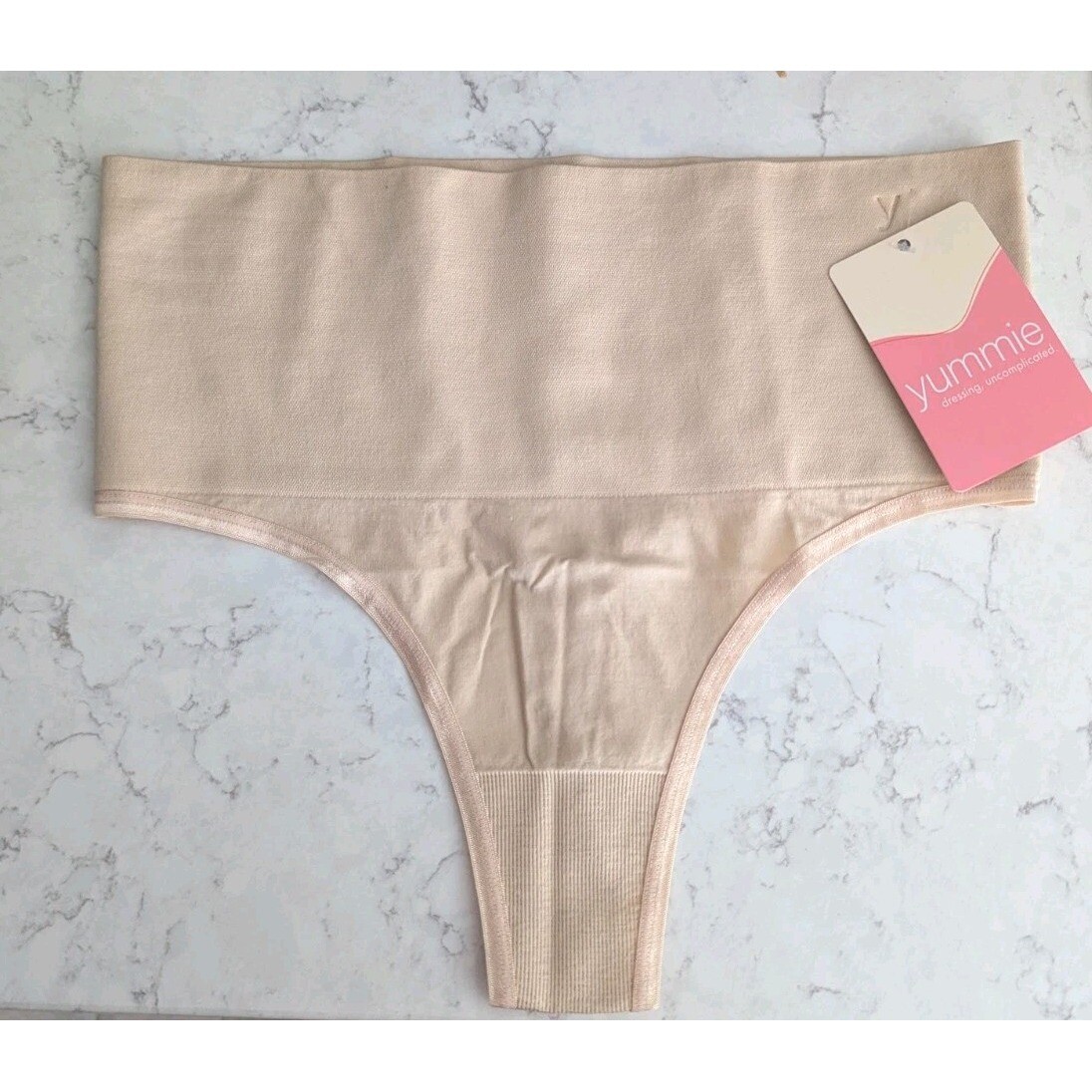 Yummie Womens Thong Ultralight Seamless Shaping Frappe Size L/XL NWT