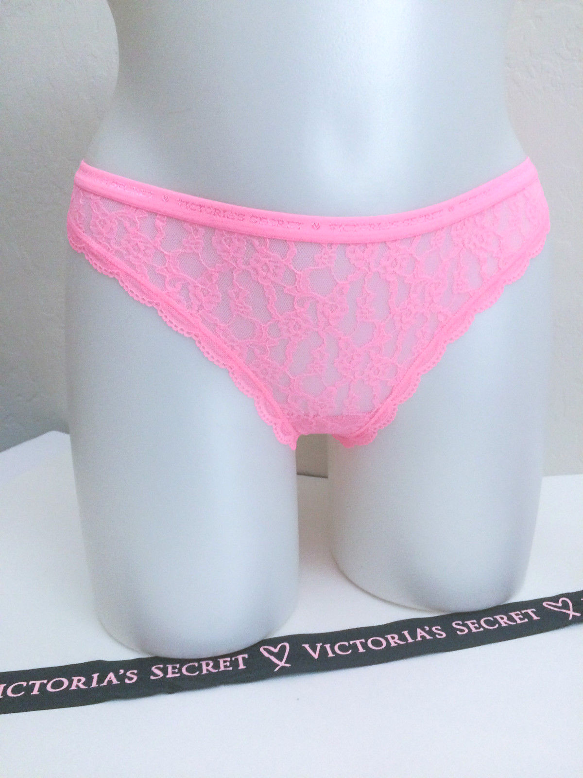 RARE Victorias Secret SEXY THONG Panty Panties Bubblegum Pink Mint Red Lace NWT