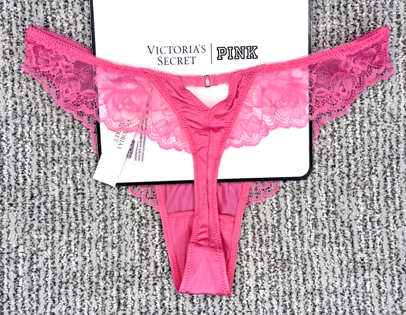 Victoria’s Secret Very Sexy NWT Medium Pink Lace Trim High Leg Thong Panty