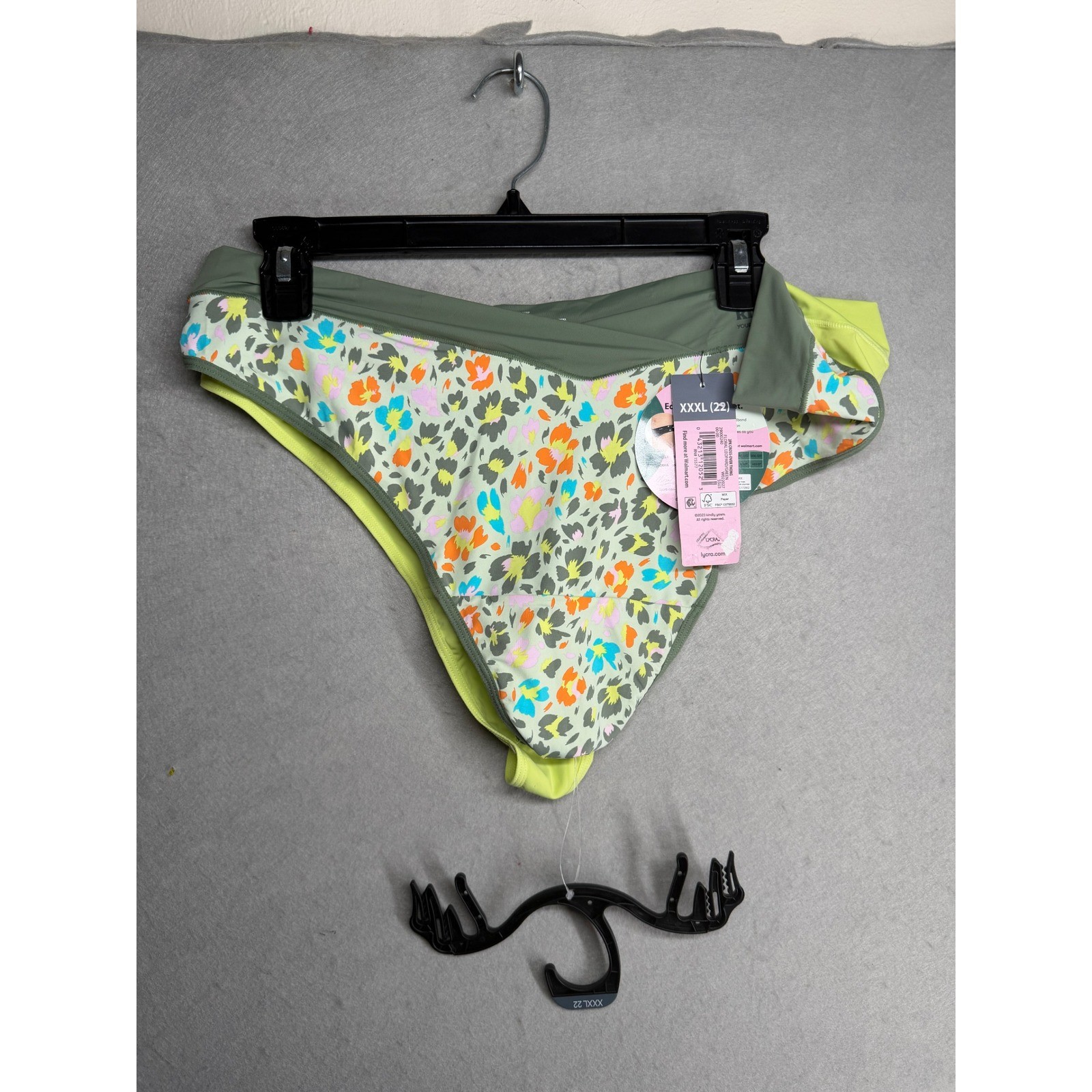 Kindly Yours Sustainable So Comfy Thong 2-Pack Floral Leopard Neon Green XXXL 22