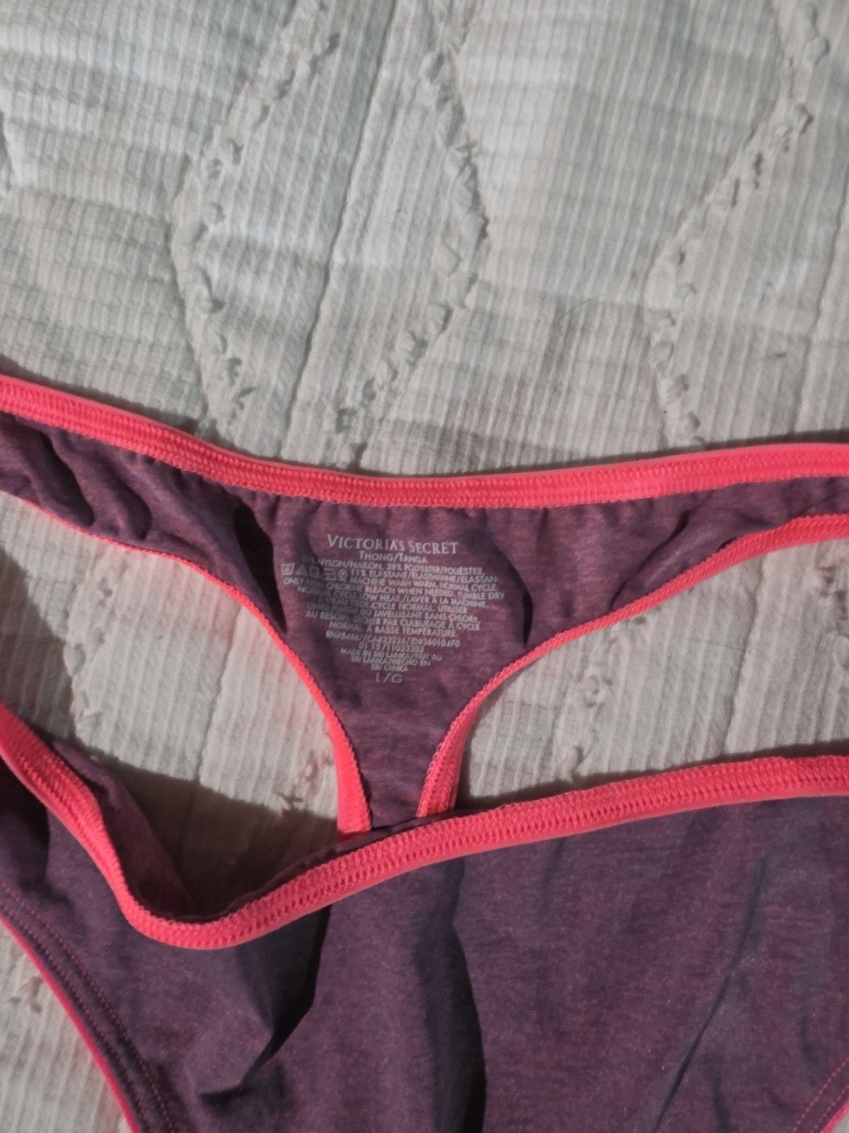 Victoria’s Secret Everyday Perfect Thong Size Large